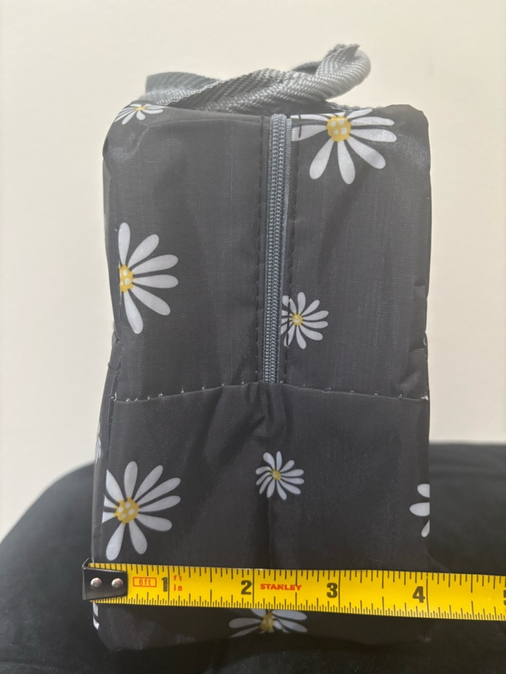 Black Daisy Print Lunch Bag - Picture 8 of 8